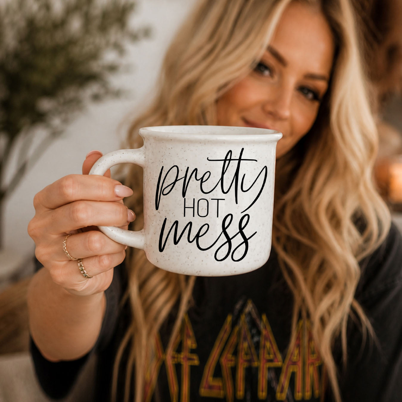 Pretty Hot Mess 14.5oz