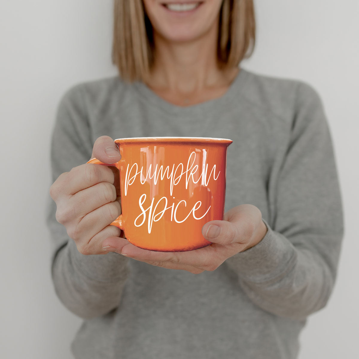 pumpkin spice orange mug for autumn lovers
orange pumpkin spice coffee mug close up product shot
pumpkin spice latte mug with latte art
pumpkin spice fall drinkware for cozy mornings