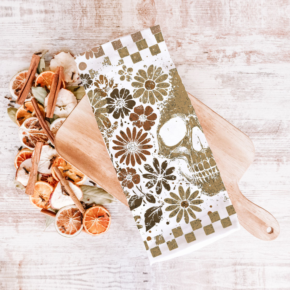 boho halloween kitchen towel skull pattern for open shelving
skull and ghost decor towel for haunted farmhouse sink
retro skull print cotton towel for alternative fall décor
