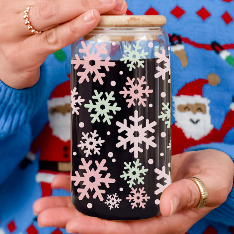 Christmas stocking stuffer - pastel pink and mint holiday tumbler cup
Reusable holiday iced coffee glass - pastel snowflake tumbler cup
Christmas pastel decor tumbler - festive snowflake glass cup gift