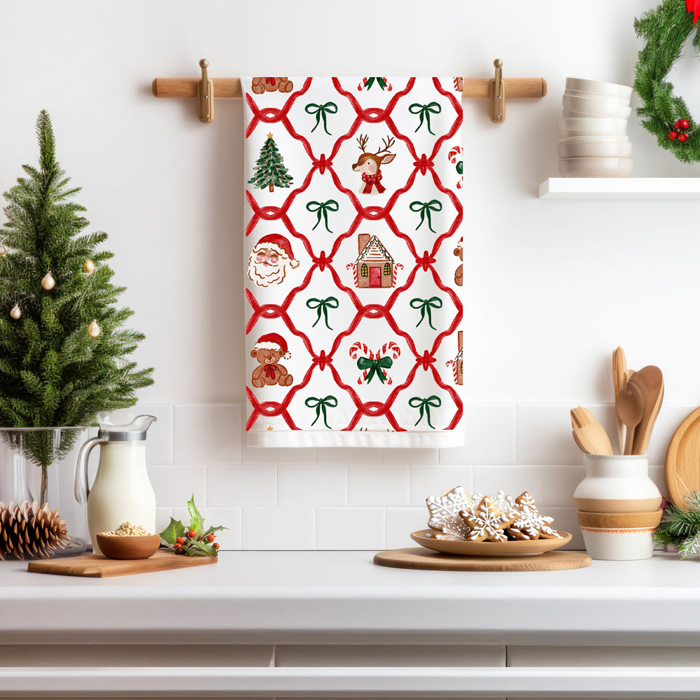 Classic Christmas kitchen decoration
Traditional holiday kitchen accessories
Heritage Christmas kitchen towel