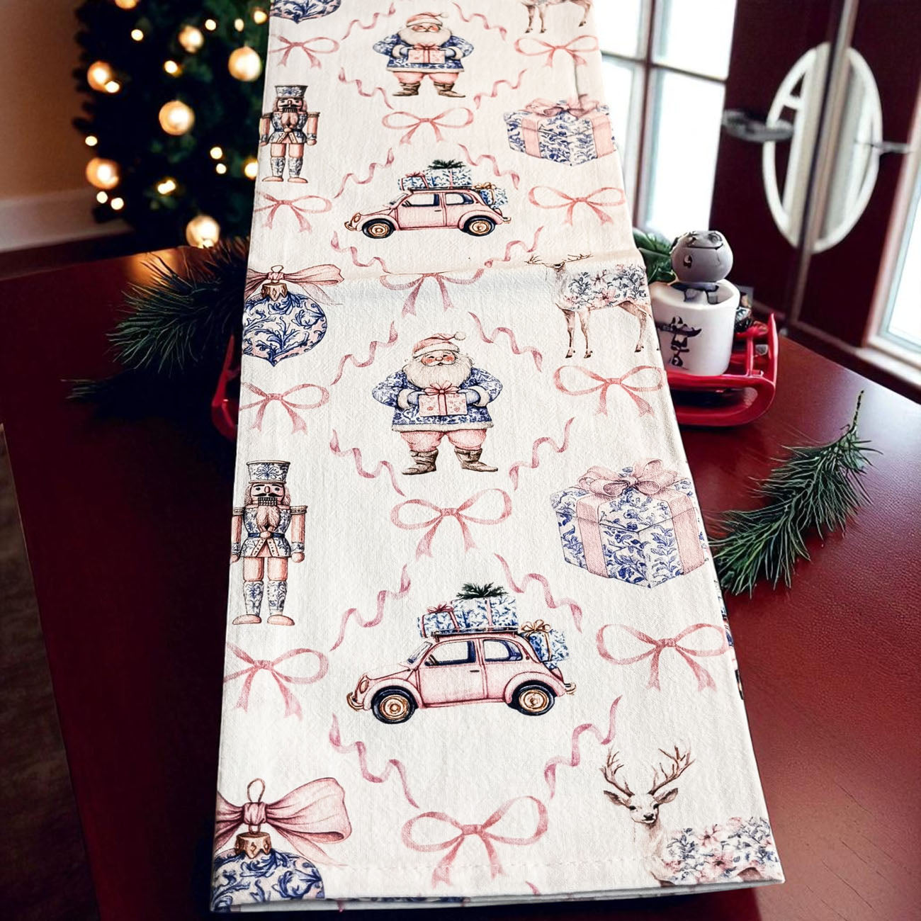 Festive kitchen accessories gift
Holiday dish towels present ideas:
Gia Roma Christmas kitchen towels
Small business holiday kitchen towels