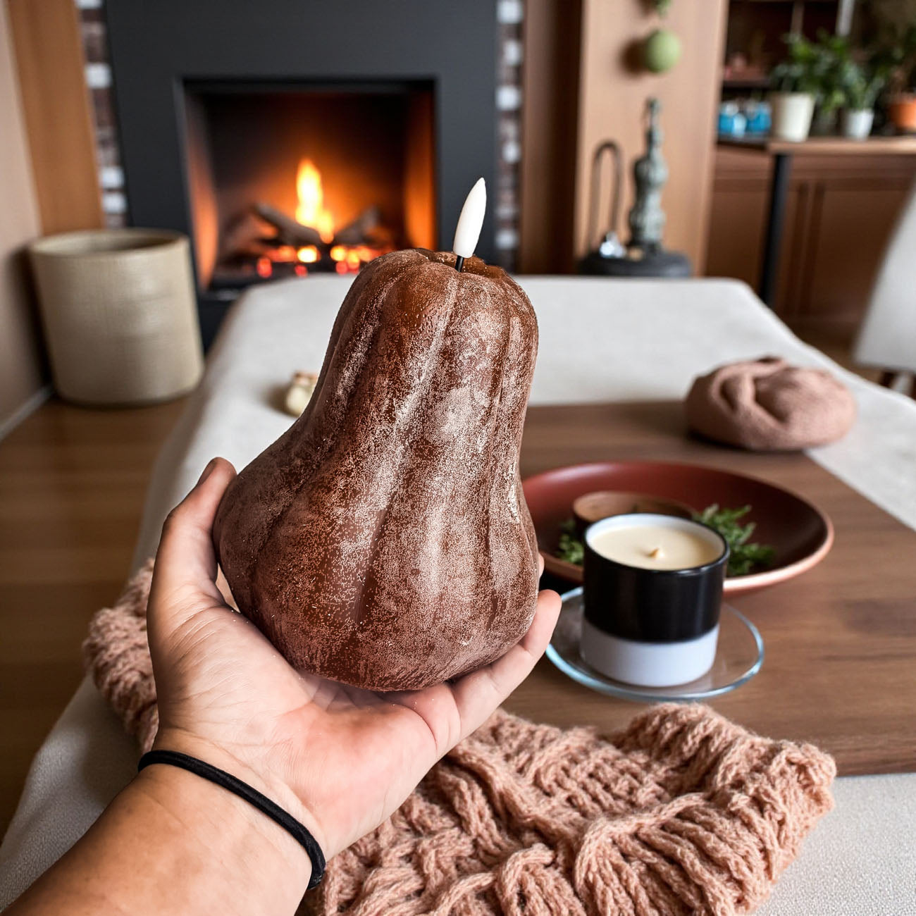 farmhouse rustic fall table centerpiece LED set
lifelike pumpkin and gourd wax LED candles
flameless LED candles that look like real pumpkins