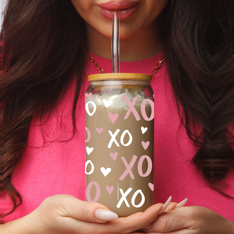 20oz glass cups with bamboo lid, pink XO’s and heart graphics.
Sweet 20oz glass cups with bamboo lid, pink XO’s and hearts.
Pastel pink XO’s and hearts 20oz glass cups with bamboo lid.