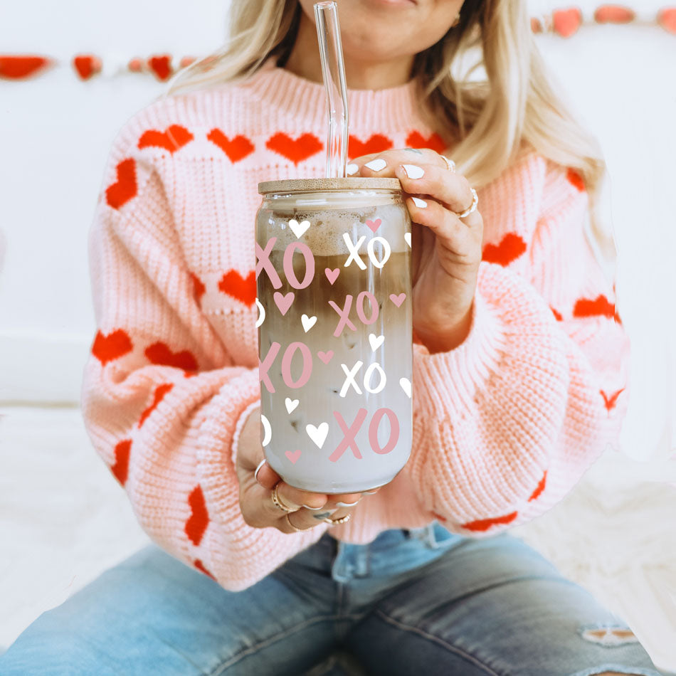 20oz glass cups with bamboo lid, pink XO’s and hearts.
Pink XO’s and hearts 20oz glass cups with bamboo lid and straw.
Cute 20oz glass cups with bamboo lid, pink XO’s and hearts design.